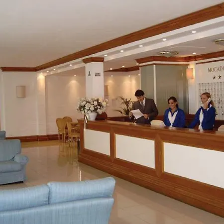 Otel Akross